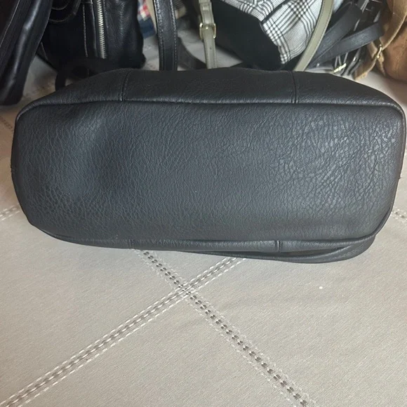 Rosetti Black Shoulder Bag - Picture 3 of 5